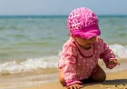 Come sopravvivere al mare con un bimbo piccolo