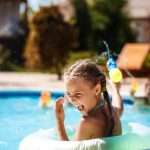 Divertimento bagnato: i migliori giochi in piscina per bimbi e neonati