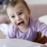 Guida ai dentini dei tuoi bambini: quando spuntano e come alleviare il dolore!